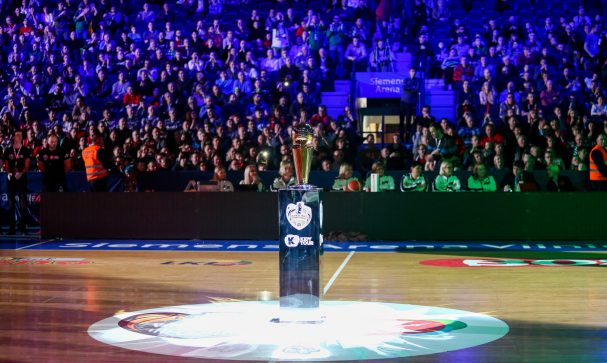 Gero krepšinio ištroškę lietuviai graibsto bilietus į „Kidy Tour“ Karaliaus Mindaugo taurės kovas „Siemens“ arenoje